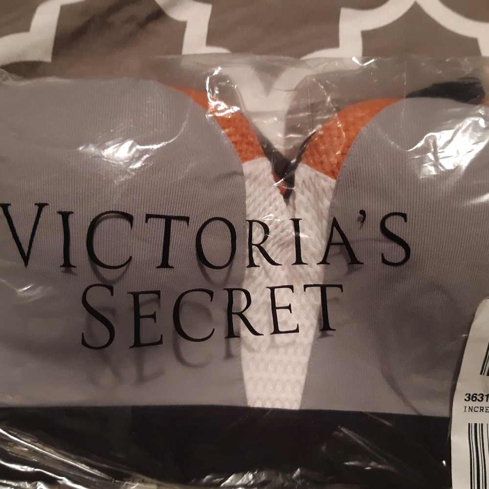 Victoria secret Incredible sport bra